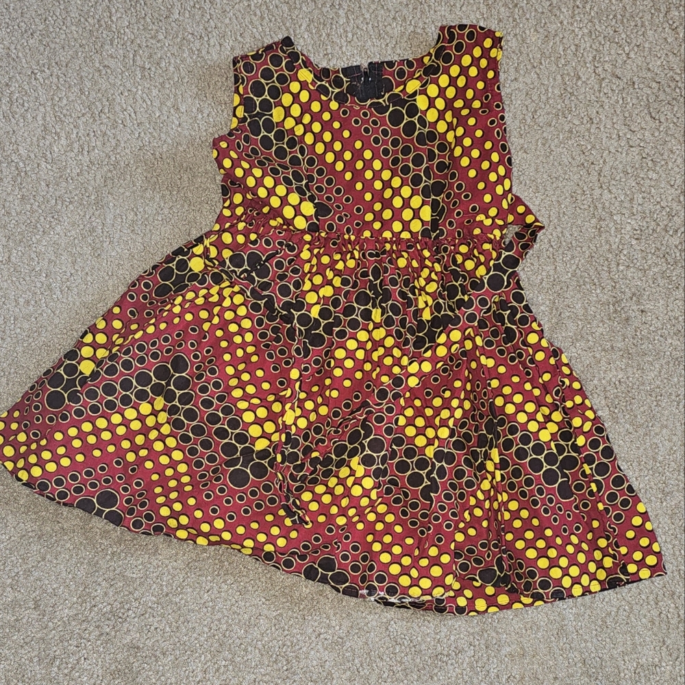 EUC Girls Kenyan hand made dress size 8